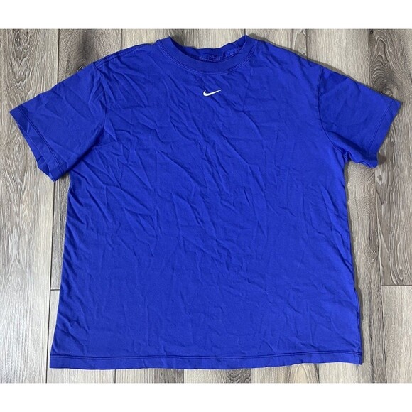 Nike Center Swoosh Embroidered Short Sleeve Tee Loose Fit Mens Sz Medium - Picture 2 of 9